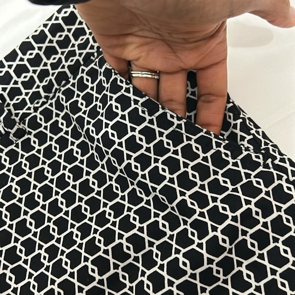 Jones New York Size 12 Printed Shorts - Picture 10 of 10